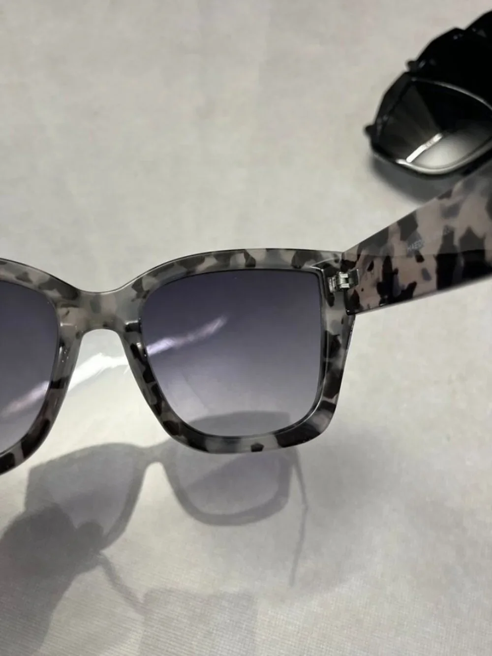 AIRE Haedus Square Sunglasses Grey Tortoise Frame Gradient Lens